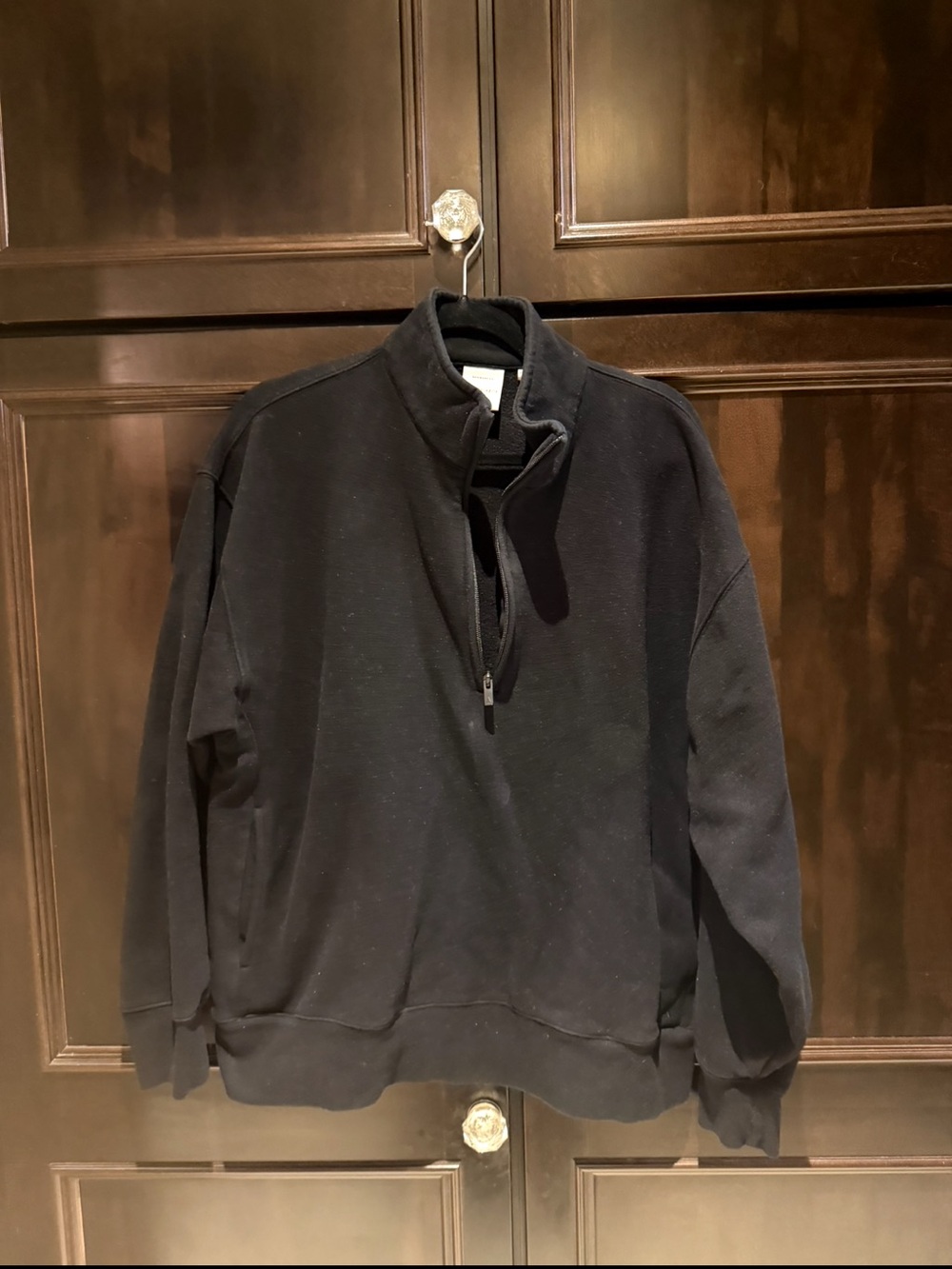Aritzia Black Quarter-Zip Pullover Sweatshirt